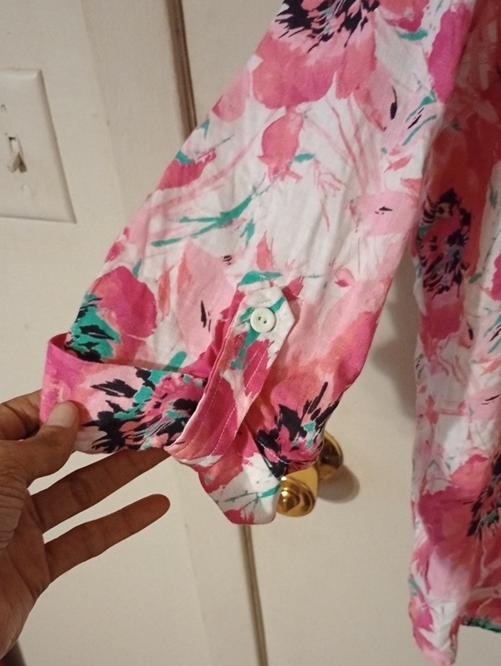 Jones New York Pink Floral Pintuck Button-Down Vacation Resort 100% Linen Shirt - Picture 5 of 7